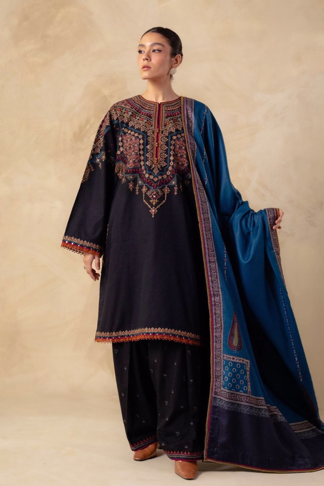 ZARA SHAHJAHAN | 3PC Premium Dhank Collection | Embroidered with Pashmina Shawl (RH)